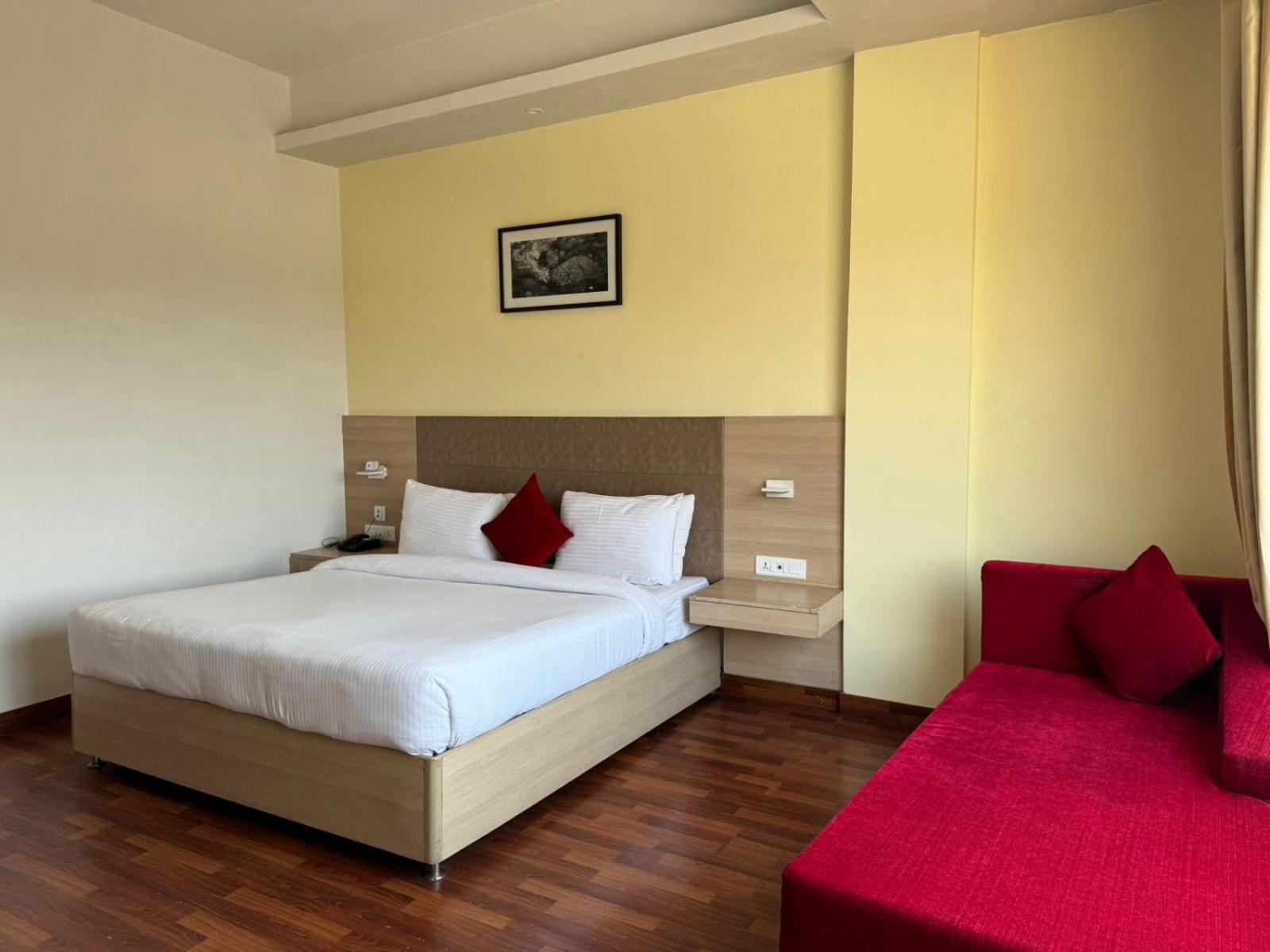 Hotel River Retreat Kangra Kültér fotó