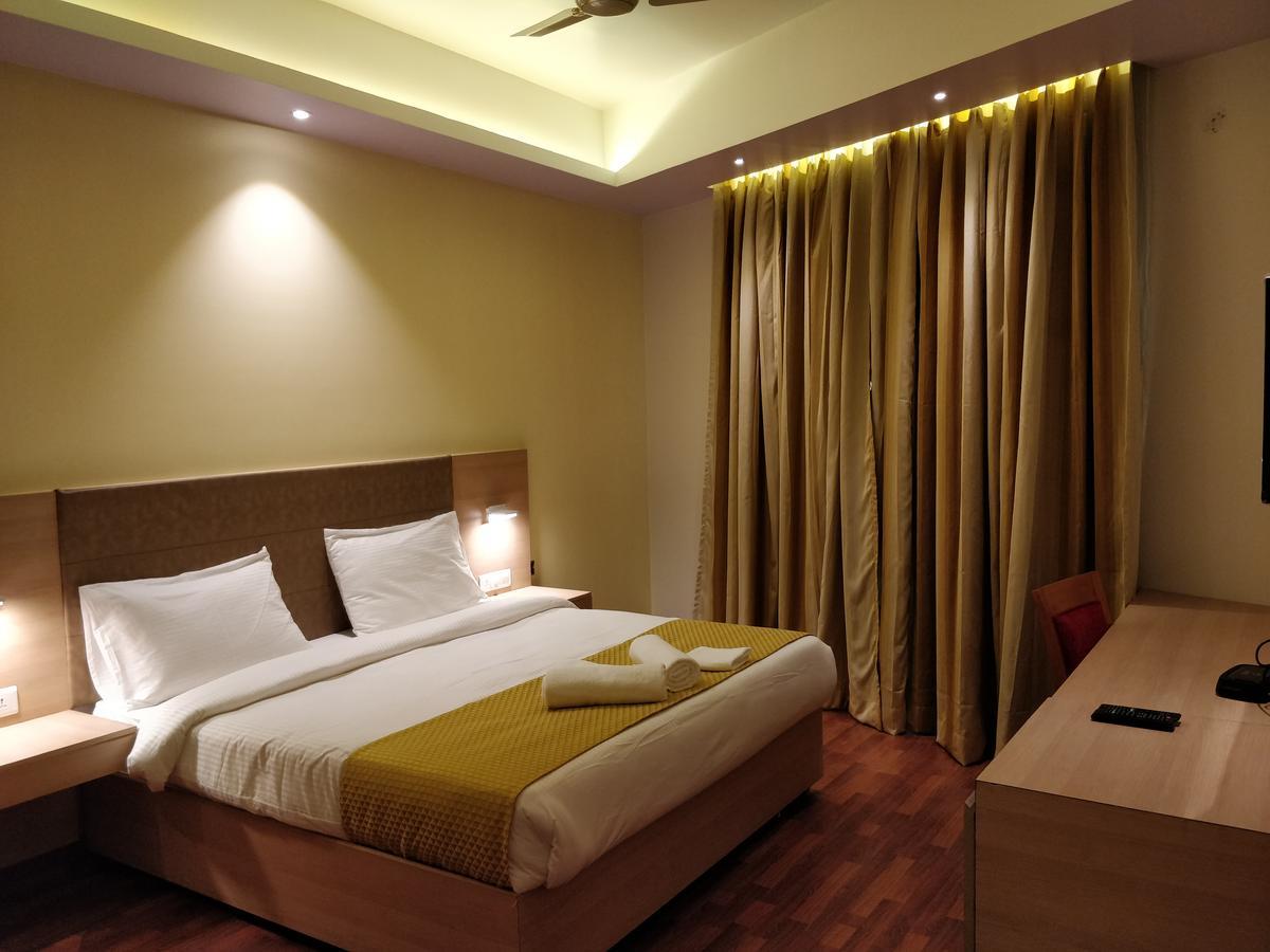 Hotel River Retreat Kangra Kültér fotó