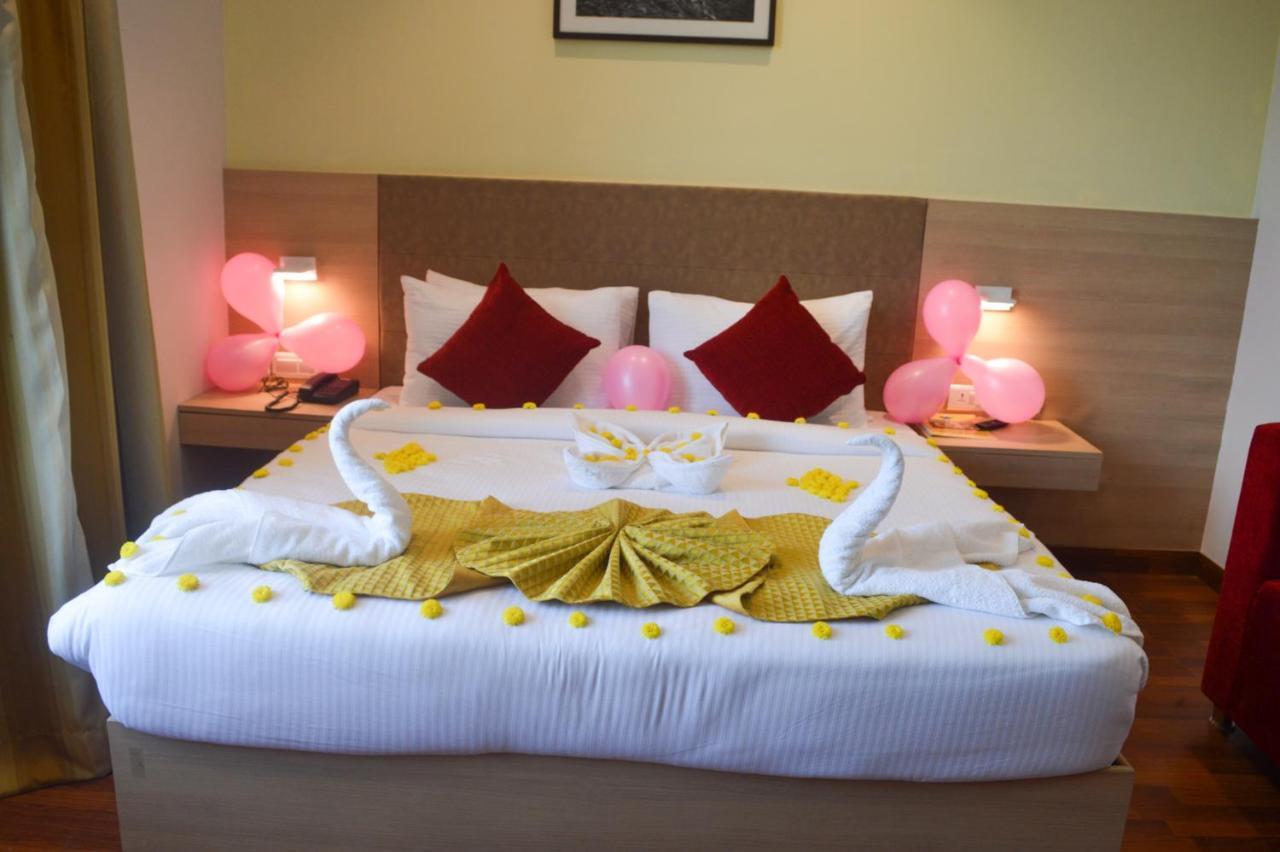Hotel River Retreat Kangra Kültér fotó