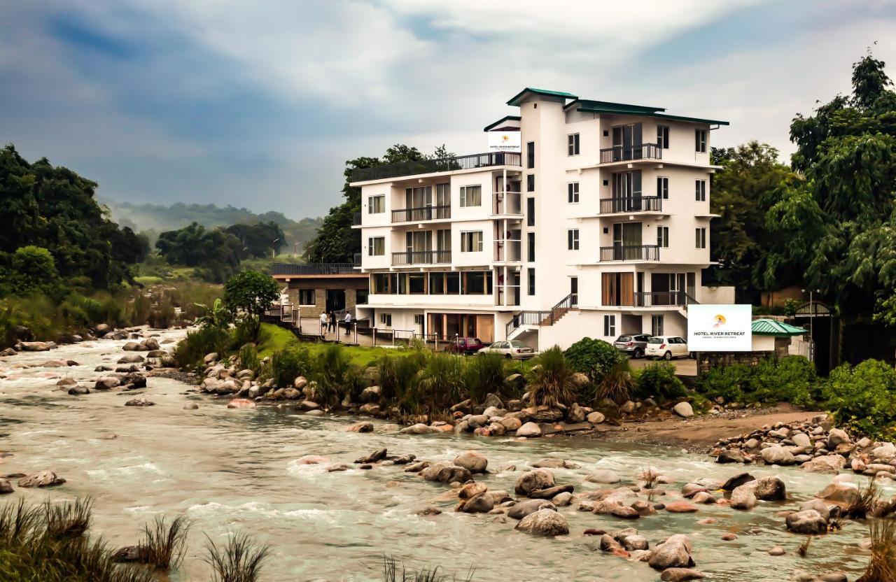 Hotel River Retreat Kangra Kültér fotó