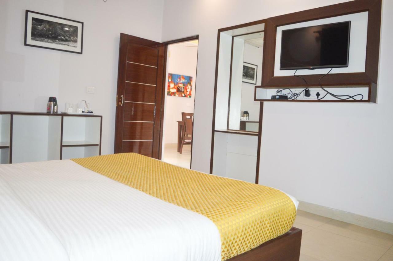 Hotel River Retreat Kangra Kültér fotó