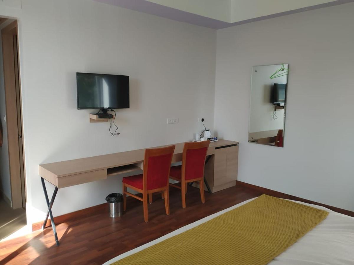 Hotel River Retreat Kangra Kültér fotó