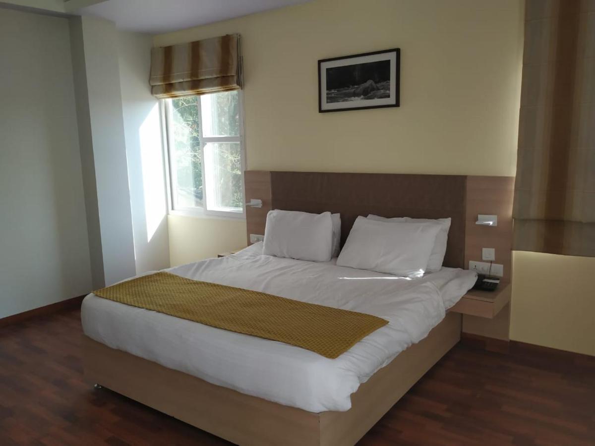 Hotel River Retreat Kangra Kültér fotó